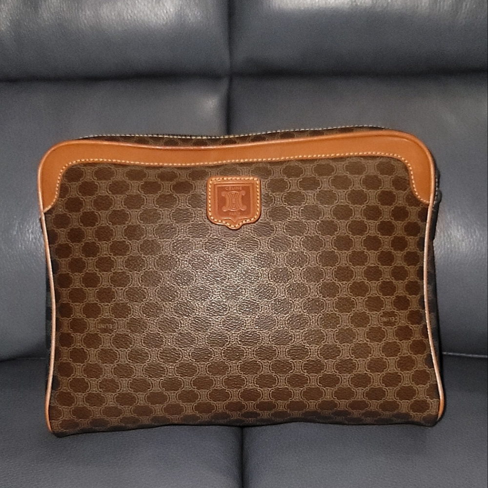 CELINE Prestine Condition Pouch